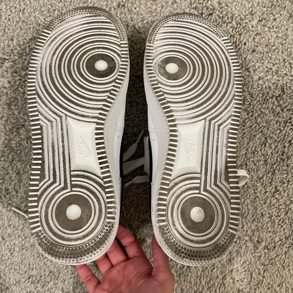 Nike Air Force 1’s black and white - Picture 5 of 5